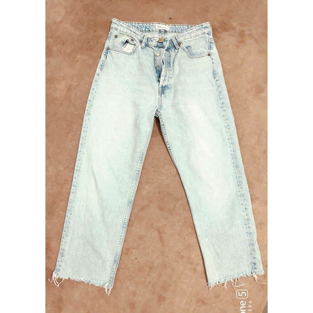 ZARA Women's Jeans High Rise Size 10 Light Blue Cropped